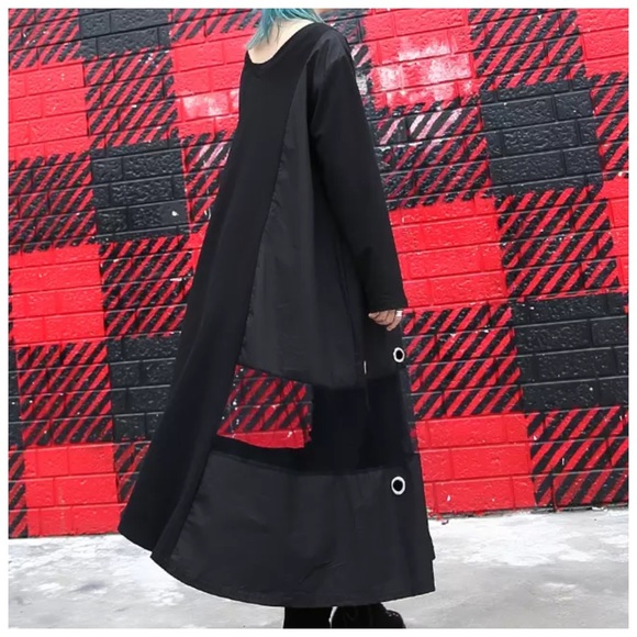 Bad Bunny Oversize Top - Picture 7 of 7